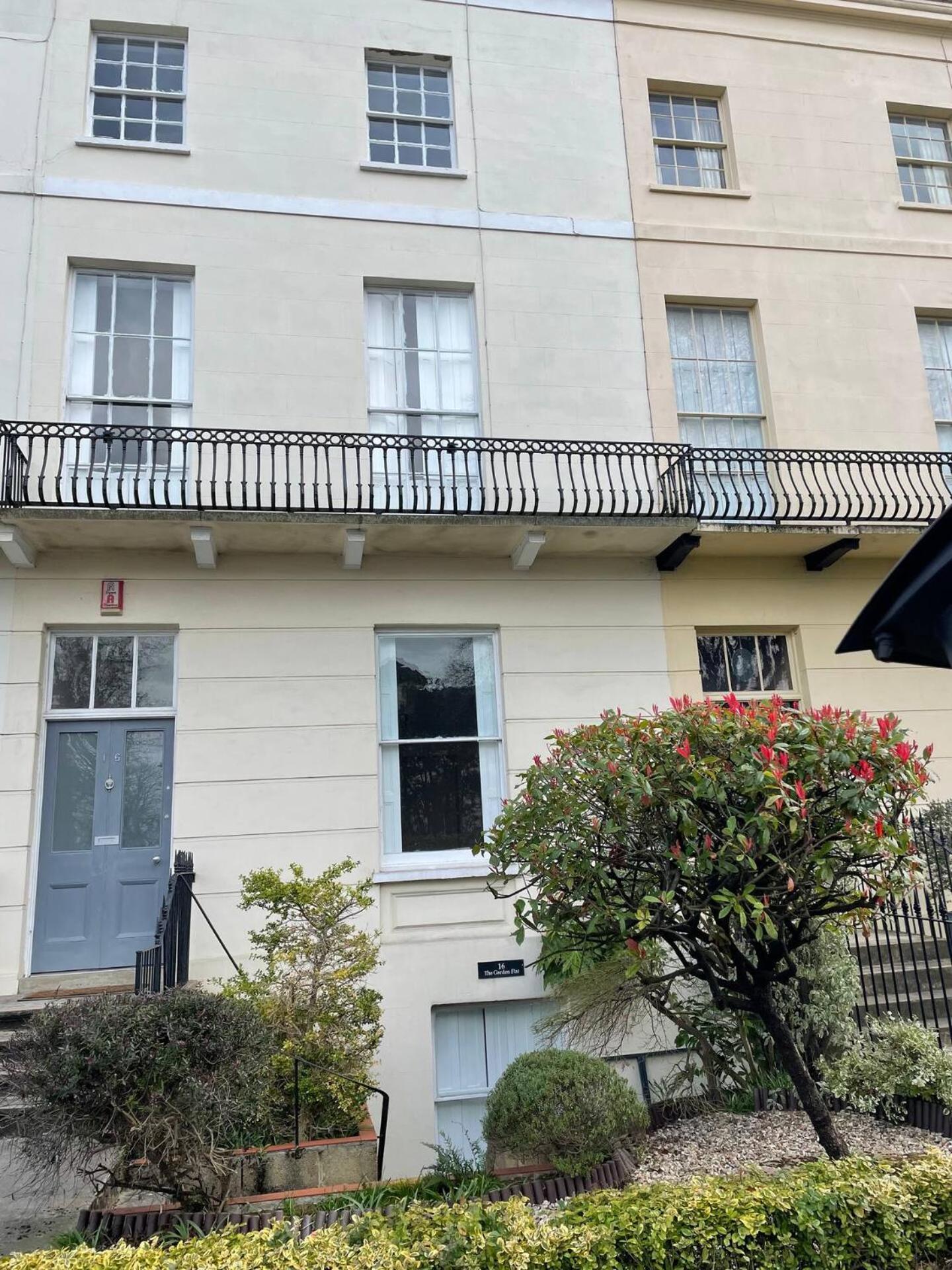 Cheltenham, Tivoli 1 Bedroom Ngoại thất bức ảnh